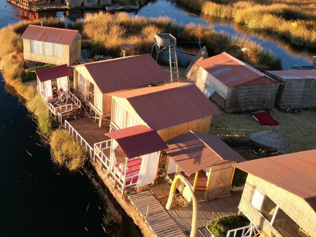 Titicaca Uros Summa Paqari Villa Екстериор снимка